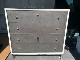 Hooker Furniture Melange Gray Shagreen 2-Drawer Chest / Luxury Designer Dresser