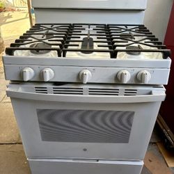 GE Gas Stove 