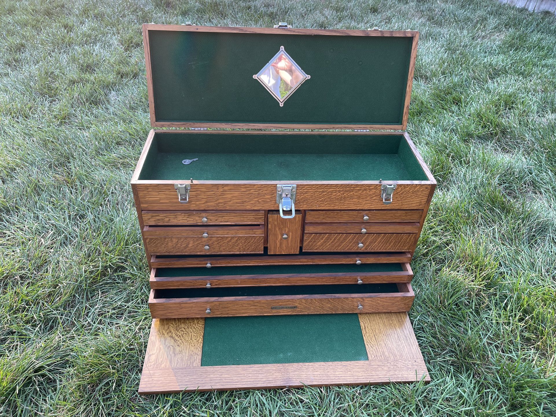 H. Gerstner And Sons Journeyman's 10 DrawerTool Box In Golden Oak 