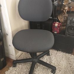 Steelcase office adjustable swivel chair