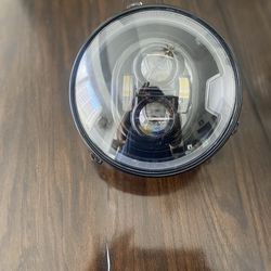 Headlight   2019 Harley Davidson OEM