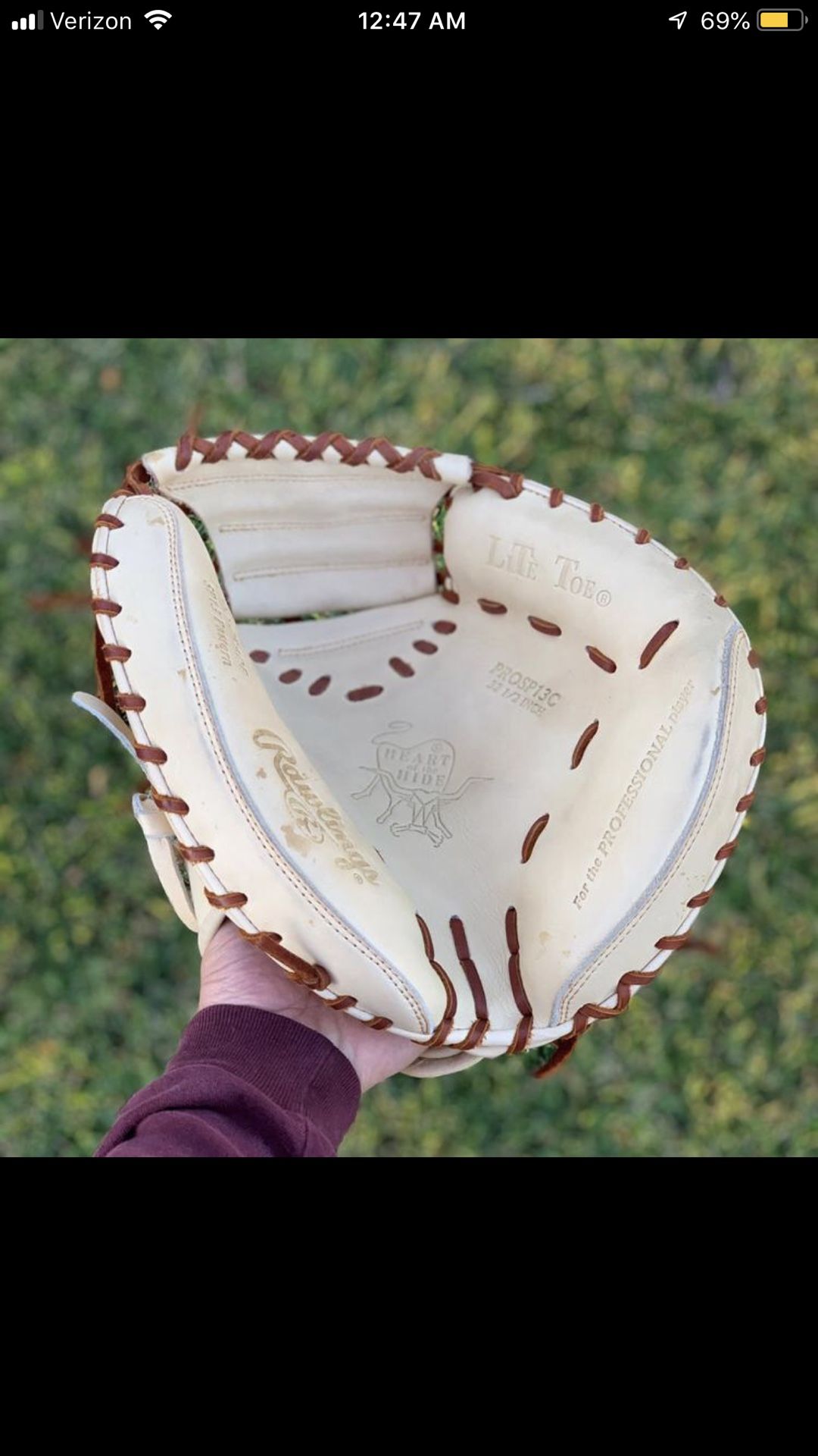 Heart of the hide catchers glove rawlings salvy