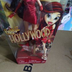 BRATZ  HOLLYWOOD KATIA Brand New