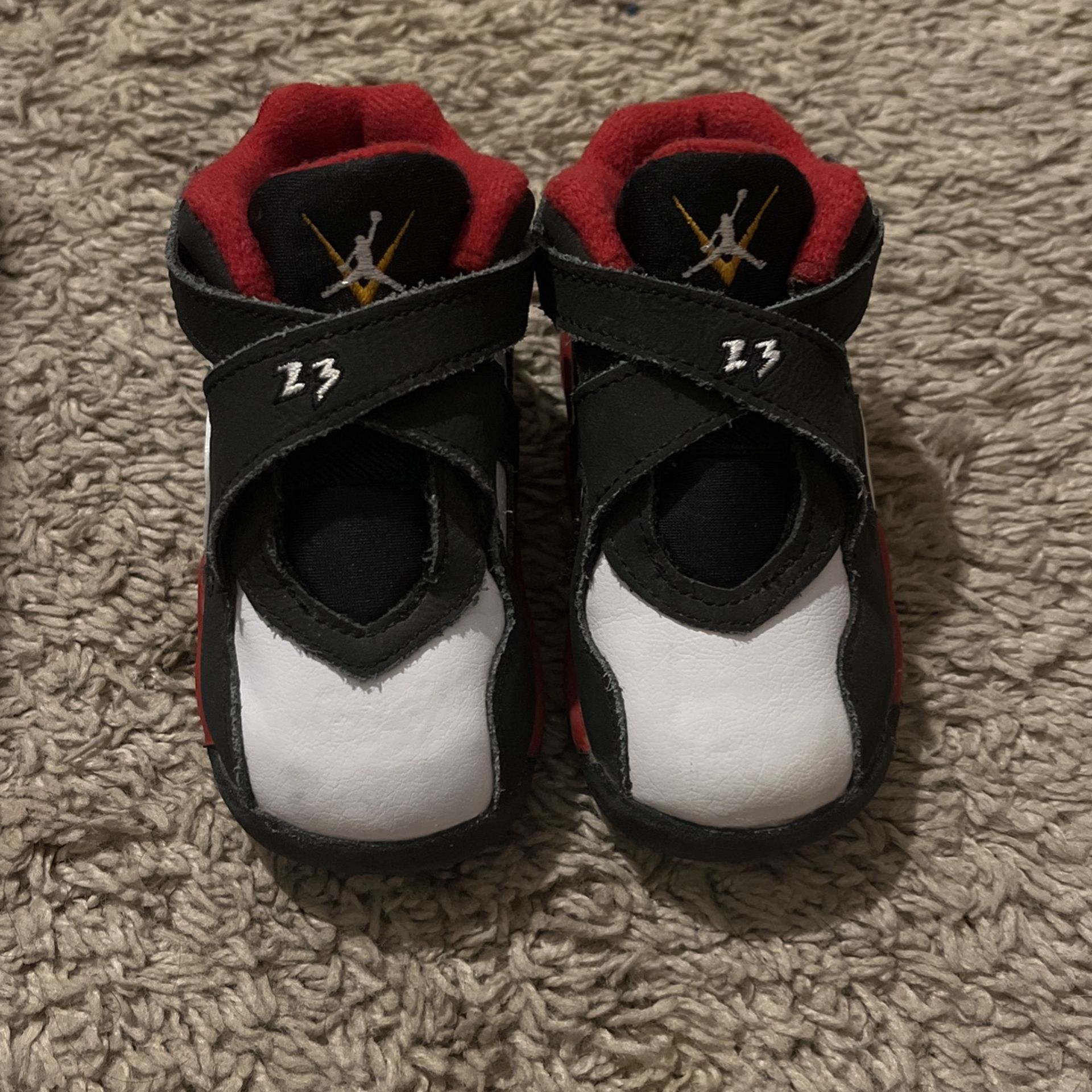 Jordan 8 Retro