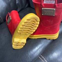 Toddler Size 10 Winnie The Pooh Rain Boots 