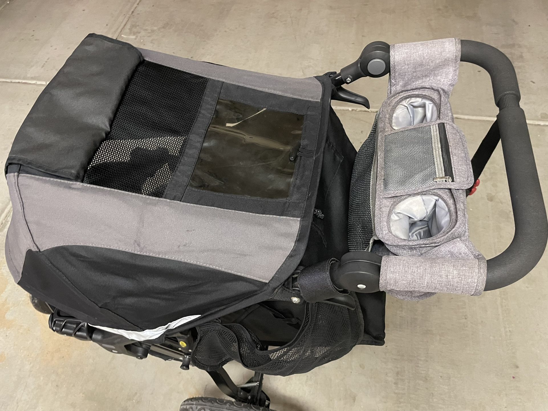 BOB Revolution Jogger Stroller