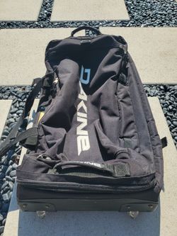 Luggage  - Dakine roller