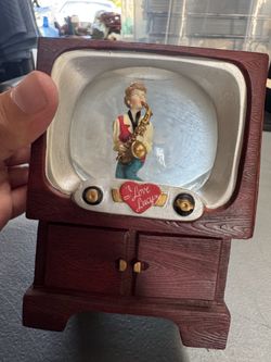 Vintage Lucille Ball snow globe