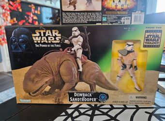 NWT 1997 Star Wars Dewback y Sandtrooper