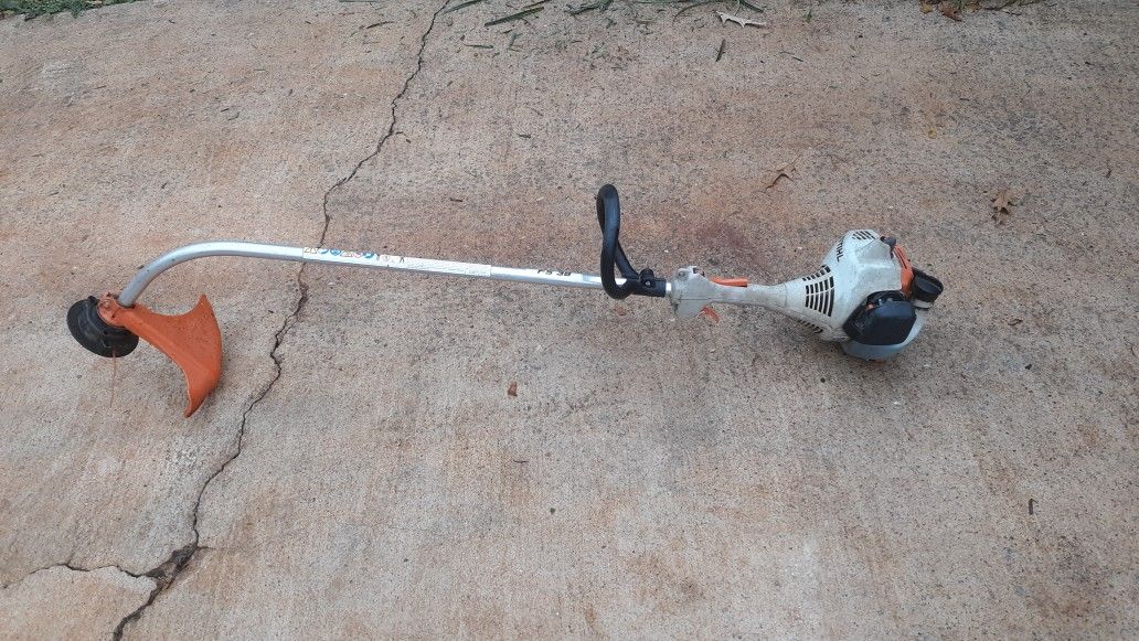 Stihl FS 38 weed eater for Sale in Royston, GA OfferUp