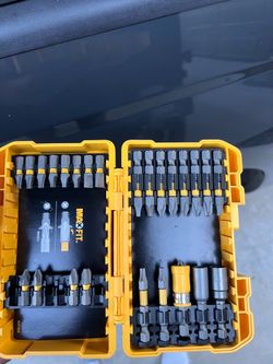 Dewalt drill bit set
