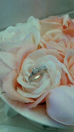 Ring white gold/diamonds size 6.