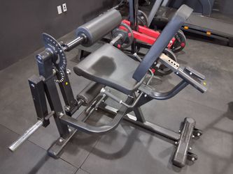 Gronk Fitness leg extension machine $500
