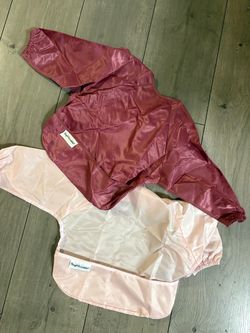 FREE Baby Bibs / Feeding Smocks – Set of 2