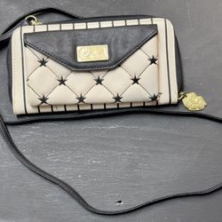 Betsey Johnson B/W Quilted Stars/Stripes Crossbody Wallet  Bag