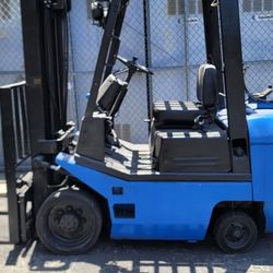 Forklift 