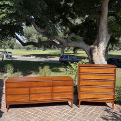 (Delivery Included) Newly Restored Mid Century Modern Bedroom Set c.1960’s
