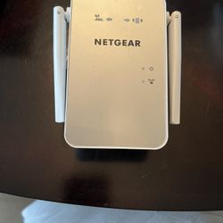 Used Netgear EX6150 Extender