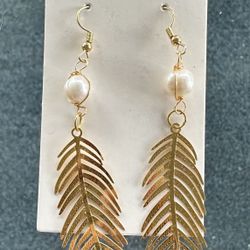 Faux pearl & gold earrings