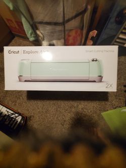 Cricut Explore Air 2 With Accessories 175 obo