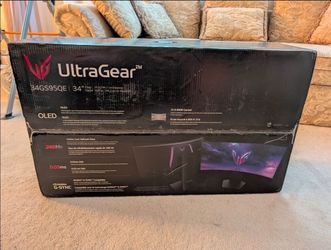 34 in Ultra Gear OLED Monitor 34GS95QE - Open Box (like new/lightly used)