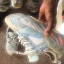 Yeezy 700