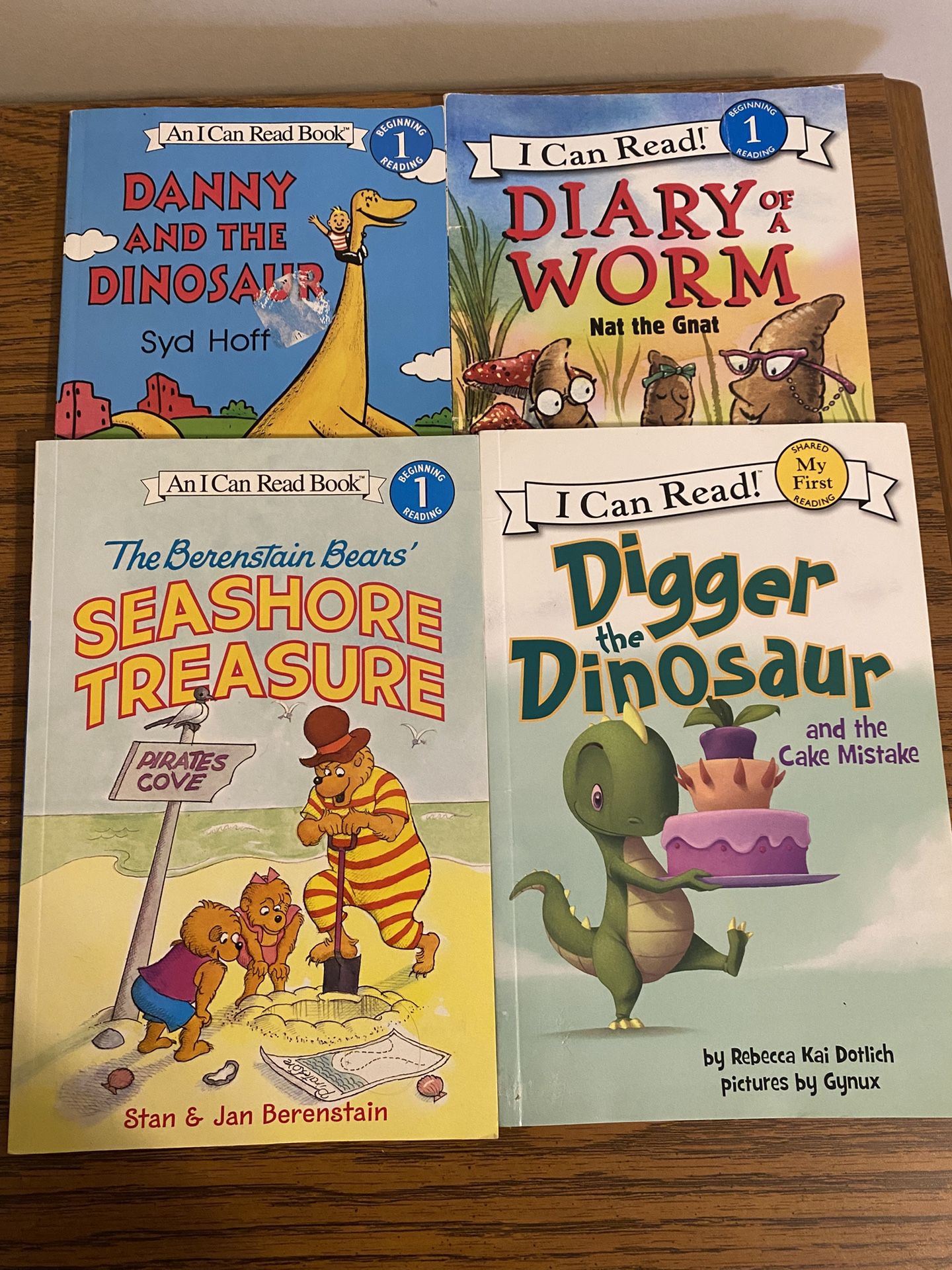 Four Beginner Reading Books-Level 1 And My First Book