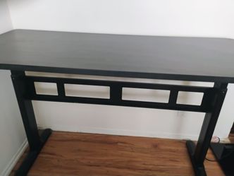 Adjustable Sitting/Standing Office Desk