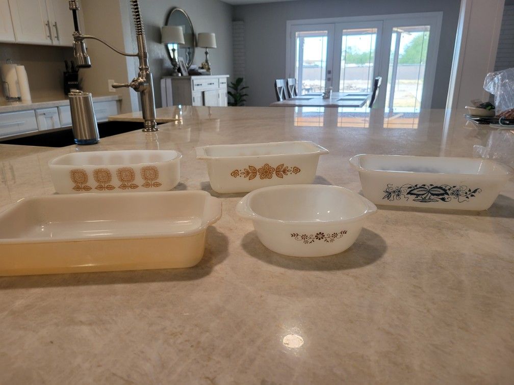 Vintage, Retro Ovenware