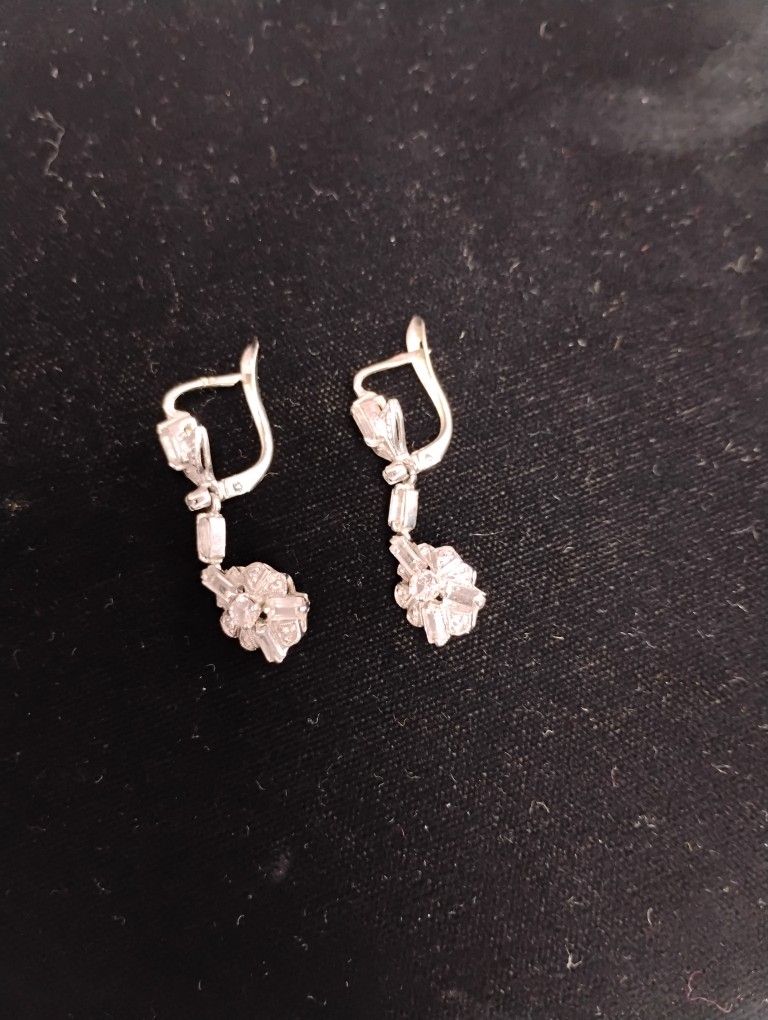 Earrings 14 Karat Diamond