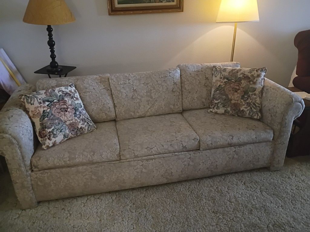 FREE FURNITURE!!