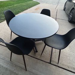 Breakroom Table And Chairs