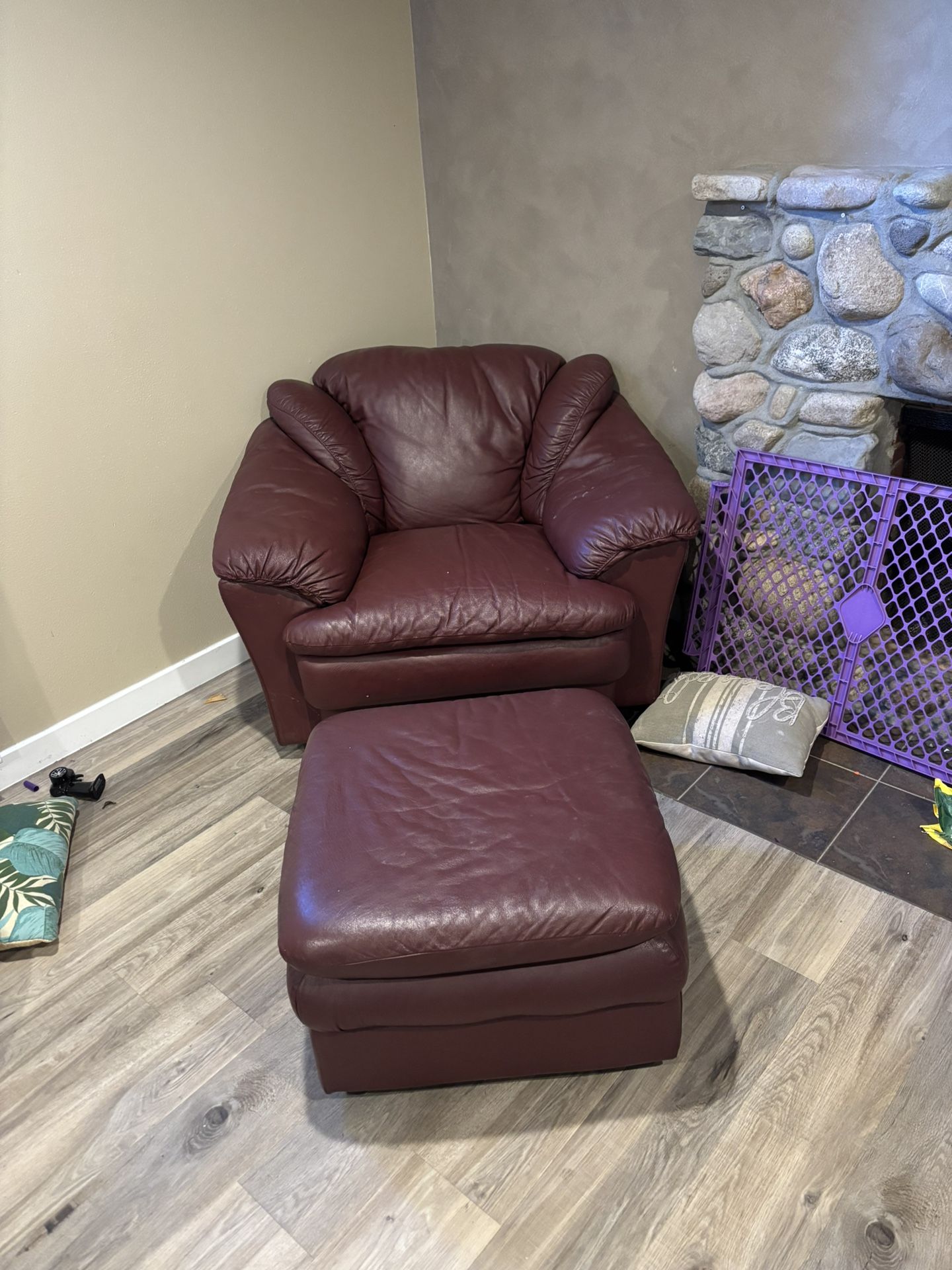 Leather Chair With Leg Rest 