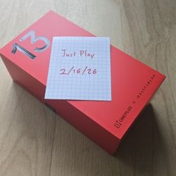 OnePlus 13 
