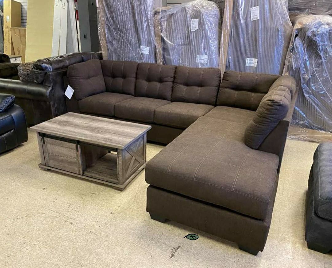 ⚡️Same Day/Next Day Delivery 🚚[SPECIAL] Maier Walnut RAF Sectional