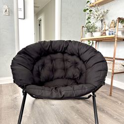 Round Folding Saucer Chair H29/W36/D 25 $40