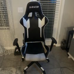 S-racer Gaming Chair