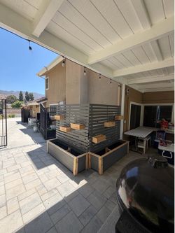 Top quality Custom cedar planter