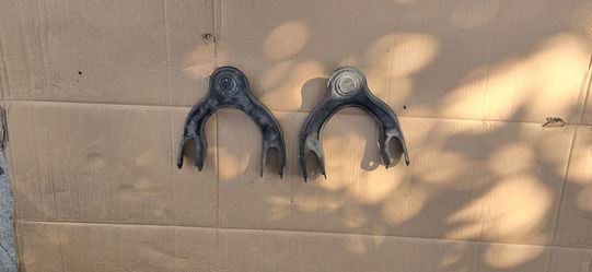 92-95 Civic upper control arm