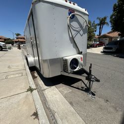 Trailer / Grooming Trailer 
