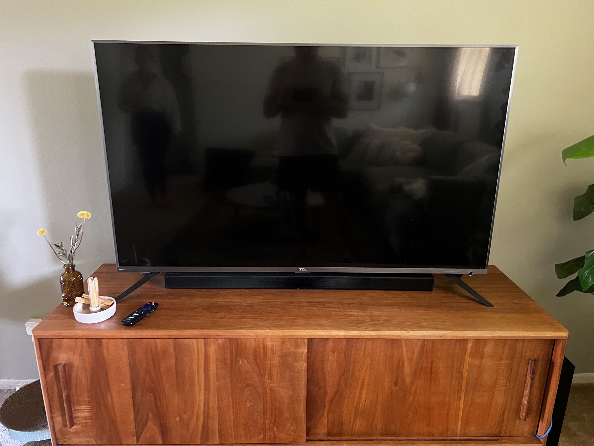 TCL 55” Roku 4K Smart TV 6 Series