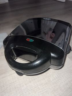 Waffle Maker