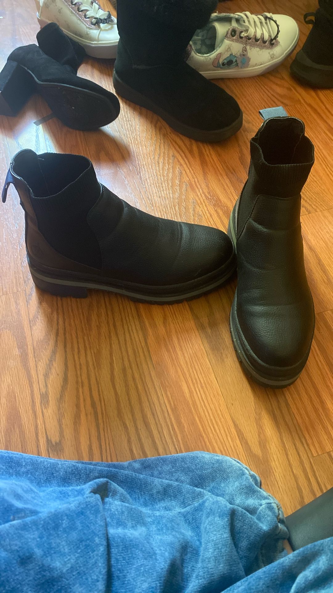 Size 6 Ankle Boots 