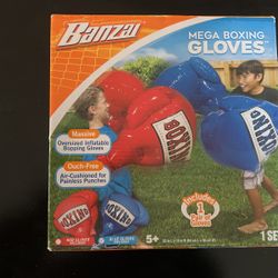 Mega Boxing Gloves 