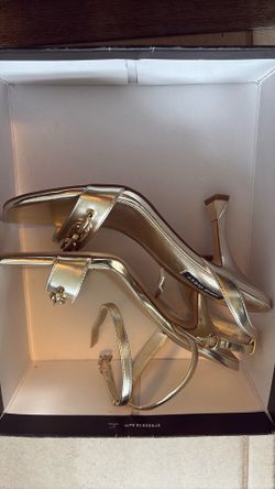 Golden Heels size 7