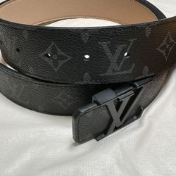 Louis Vuitton LV Initials Belt 