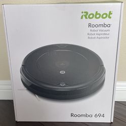 *BRAND NEW* iRobot Roomba 694 Robot Vacuum-Wi-Fi Connectivity, Personalized Cleaning Recommendations, Works with Alexa