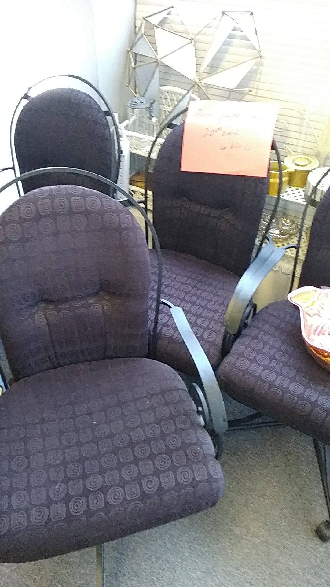 4 rolling chairs