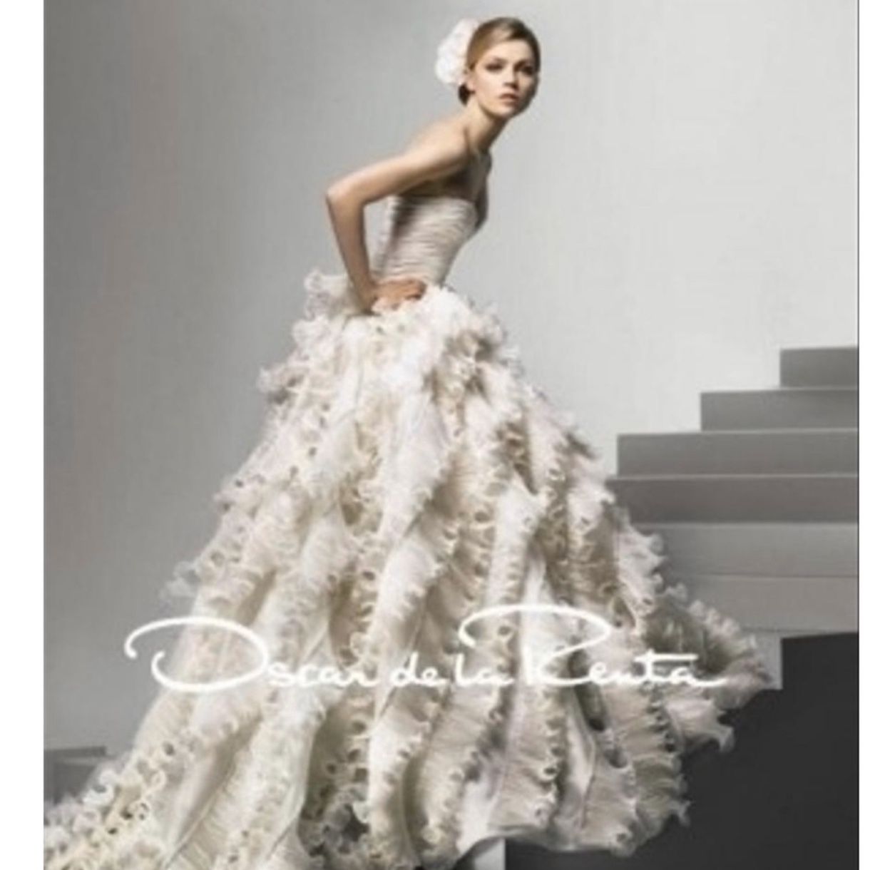 Oscar de la Renta 92e25 Ruffle Organza Wedding Dress 8