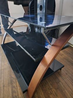Tv stand